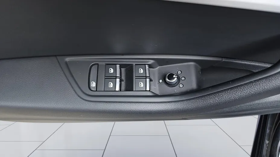 AUDI A4 A4 40 TFSI mHEV Quattro S Line S tronic