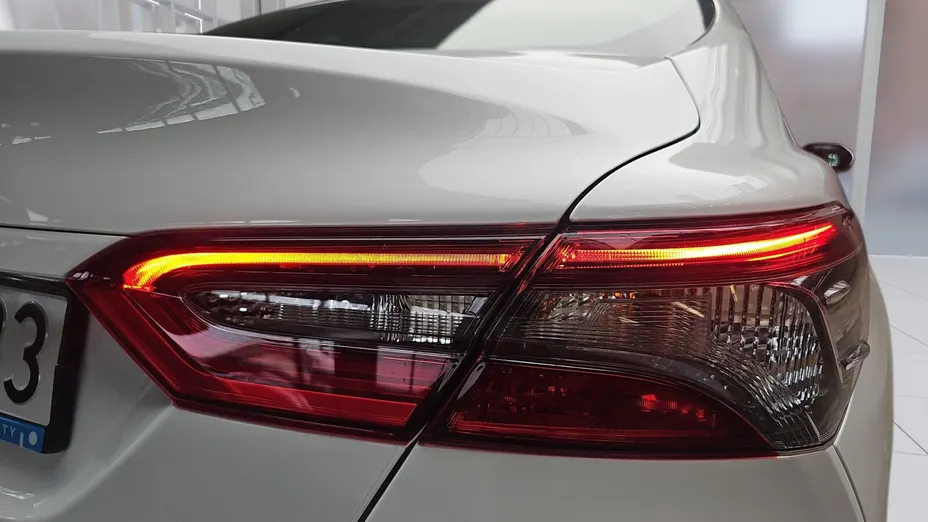 TOYOTA Camry Camry 2.5 Hybrid Comfort CVT