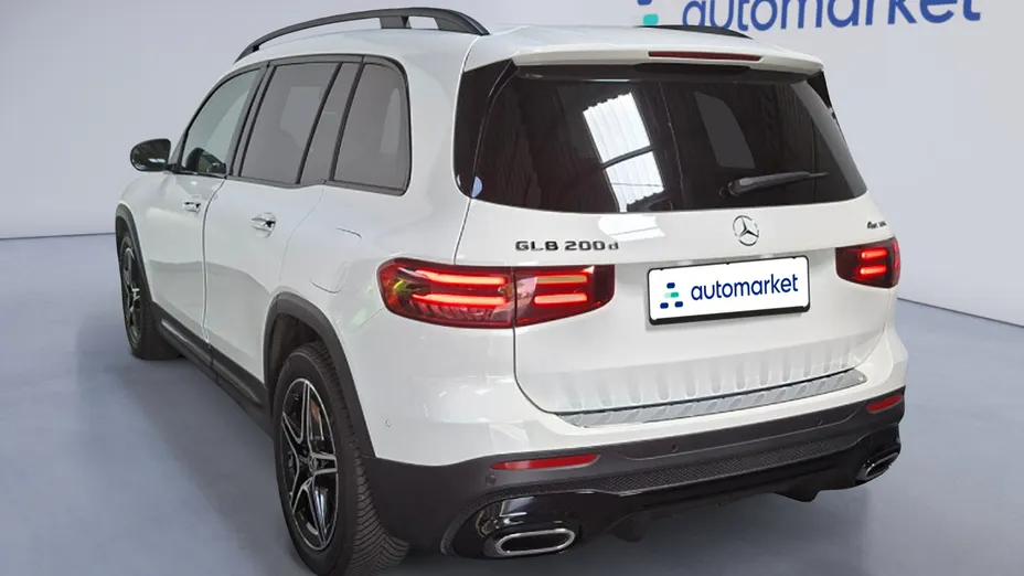MERCEDES-BENZ GLB GLB 200 d 4-Matic AMG Line 8G-DCT