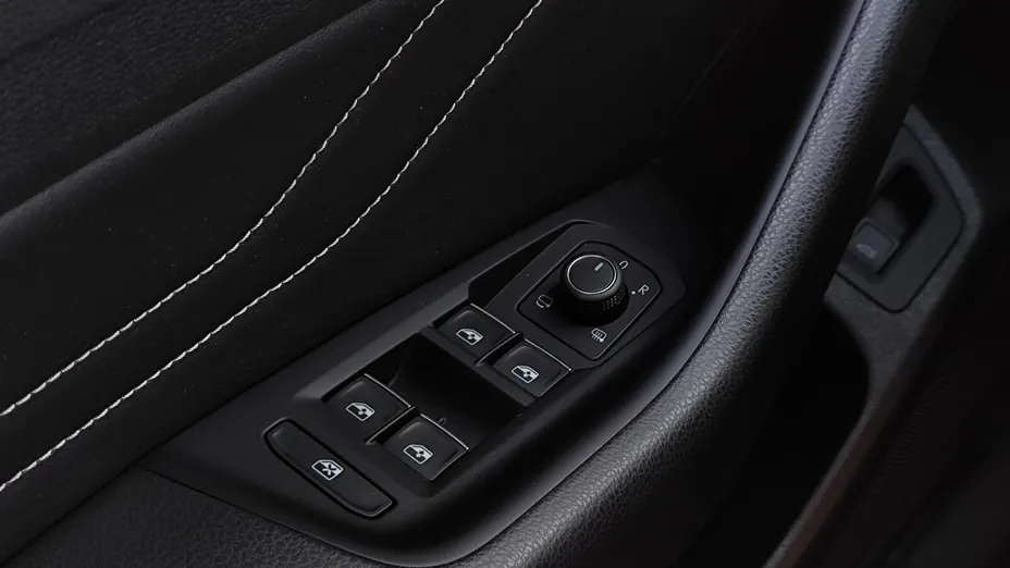 VOLKSWAGEN Arteon Arteon 2.0 TDI R-Line DSG