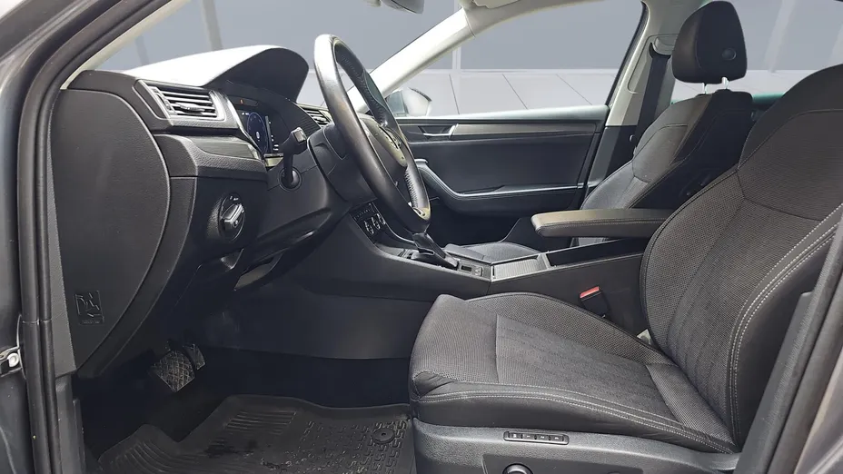 SKODA Superb Superb 2.0 TDI SCR Style DSG