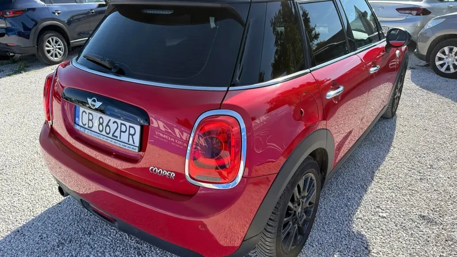 MINI Cooper -