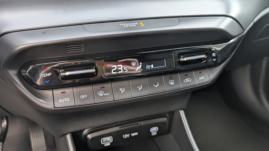 HYUNDAI i20 i20 1.0 T-GDi Modern Black DCT Nowy