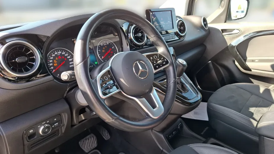 MERCEDES-BENZ T klasa T 180 d Progressive aut
