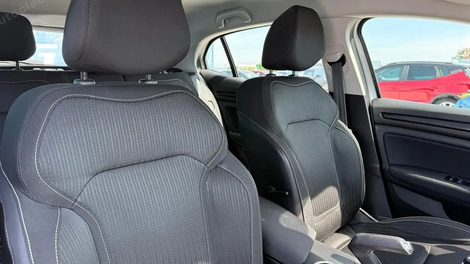 RENAULT Megane -