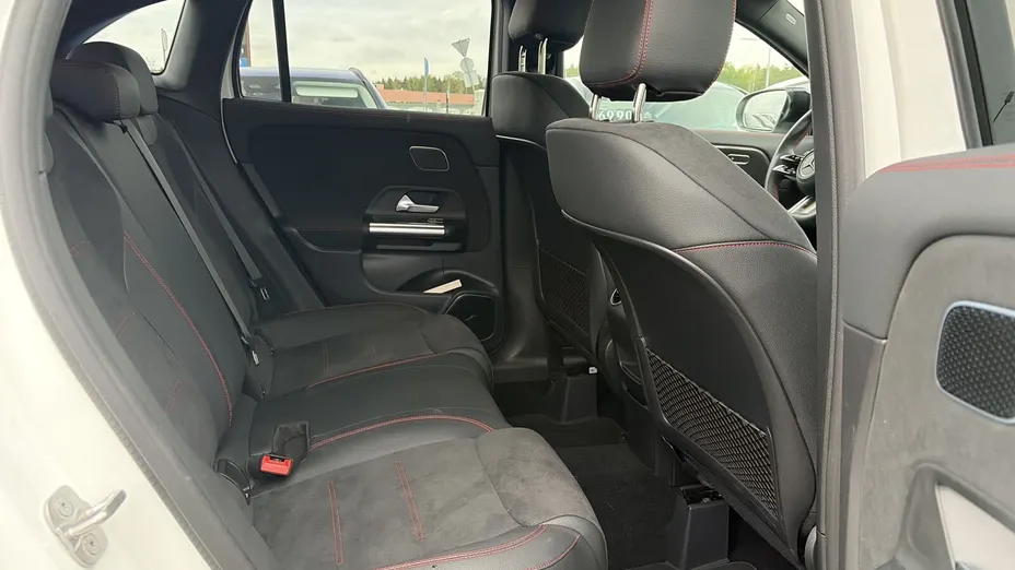 MERCEDES-BENZ GLA GLA 200 mHEV AMG Line 7G-DCT