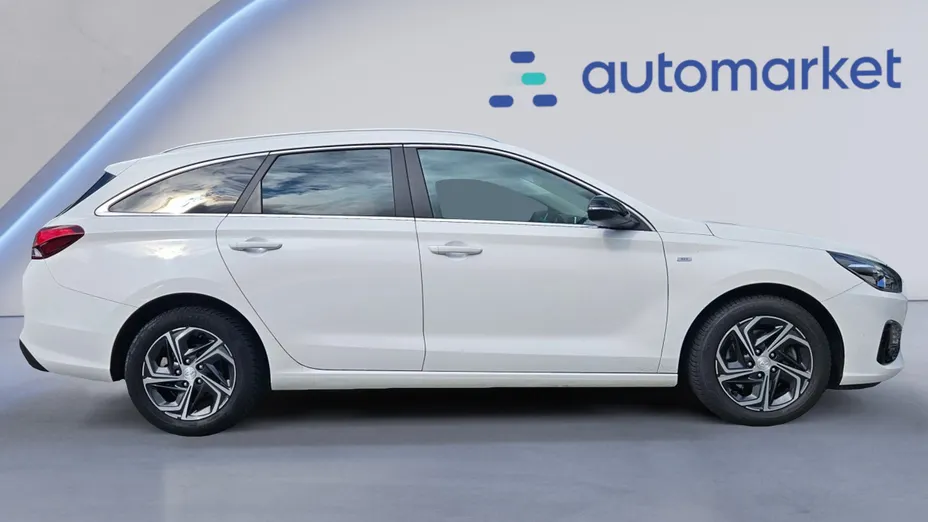 HYUNDAI i30 i30 1.5 T-GDI 48V Smart