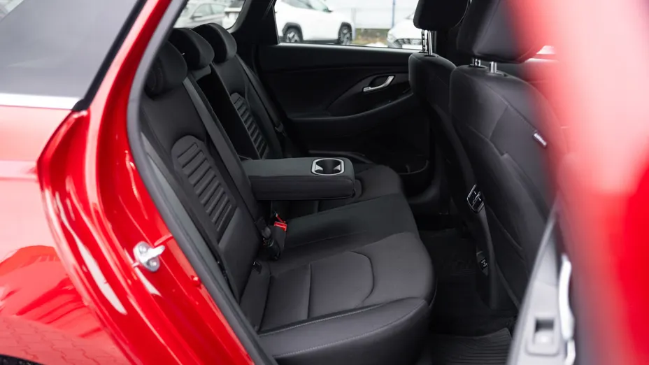 HYUNDAI i30 i30 1.5 T-GDI 48V Smart