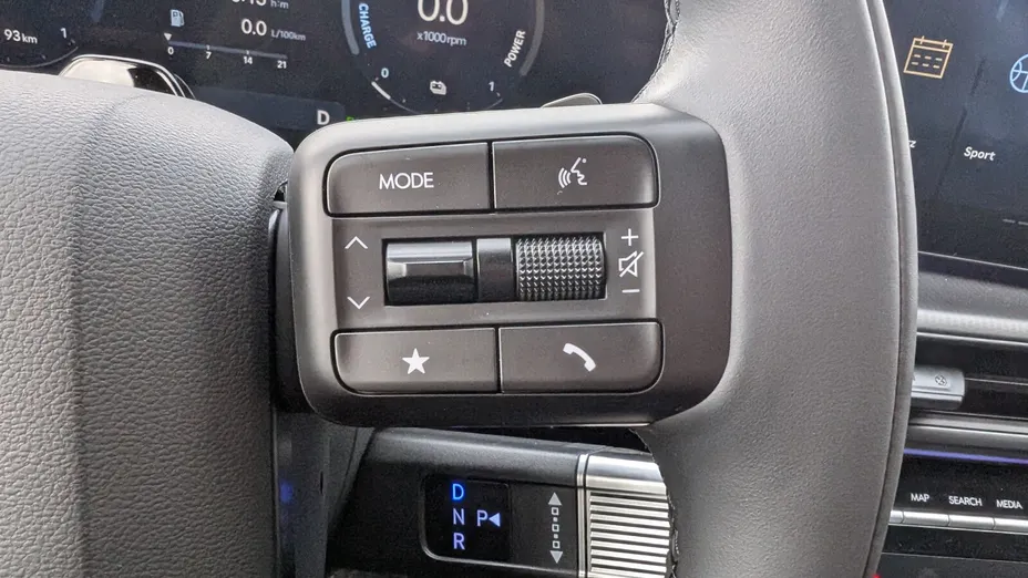 HYUNDAI Santa Fe Santa Fe 1.6 T-GDI HEV Calligraphy 4WD aut 6os. Nowy