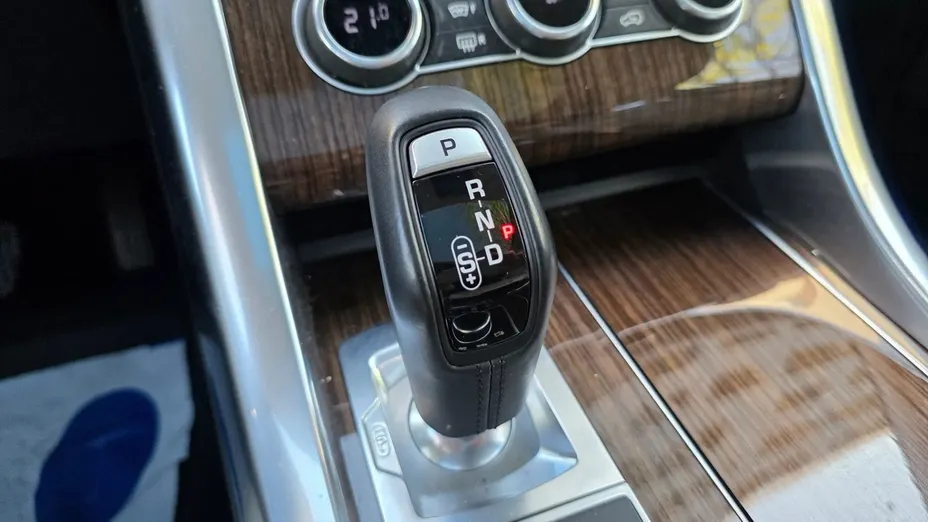 LAND ROVER Range Rover Sport -