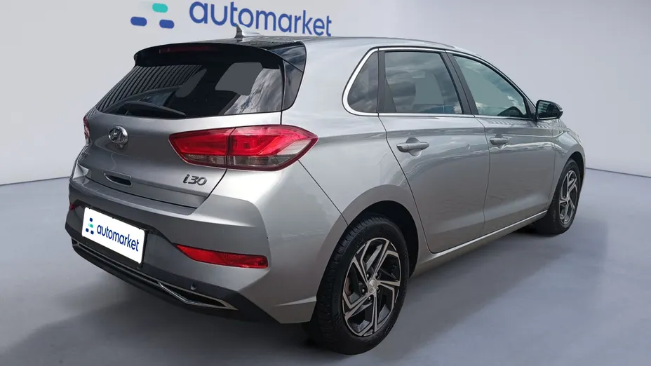HYUNDAI i30 i30 1.5 T-GDI 48V Smart