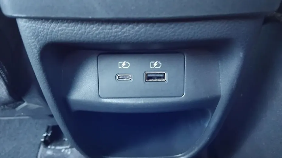 NISSAN Juke Juke 1.0 DIG-T N-Connecta DCT