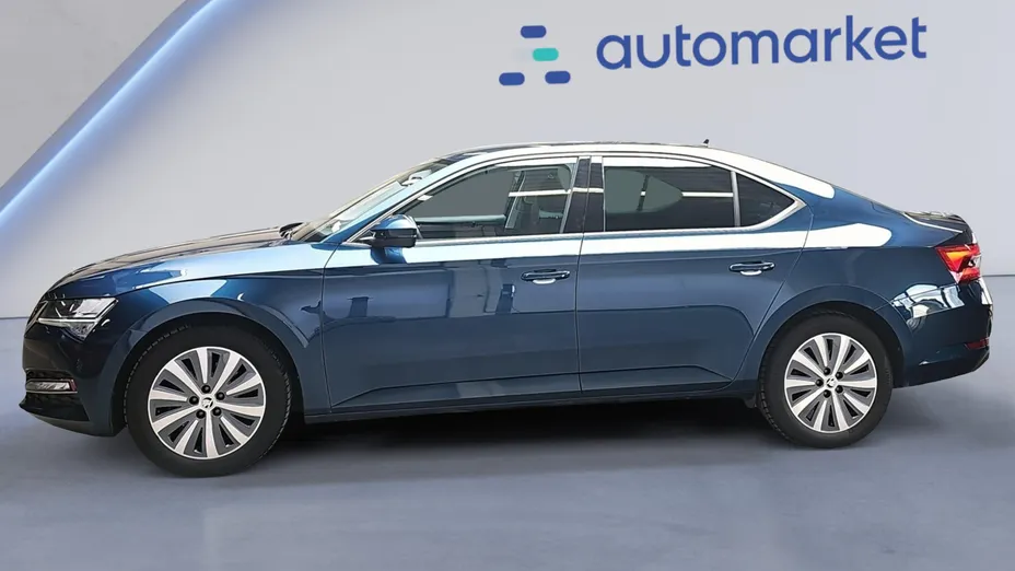 SKODA Superb Superb 2.0 TDI SCR Style DSG