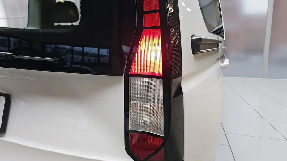 VOLKSWAGEN Caddy osobowy Caddy 2.0 TDI