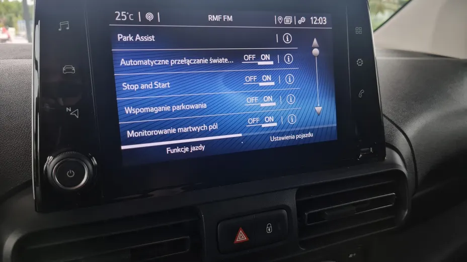 TOYOTA Proace City Verso Proace City Verso Long 1.2 D-4T Family Aut.