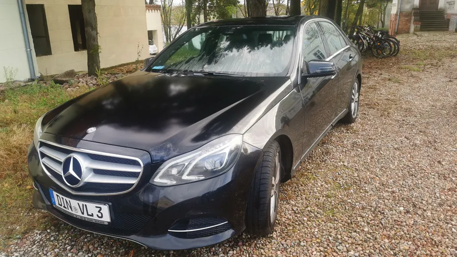 MERCEDES-BENZ E Klasa E 250 BlueTEC 4-Matic Classic