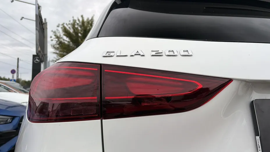 MERCEDES-BENZ GLA GLA 200 mHEV AMG Line 7G-DCT