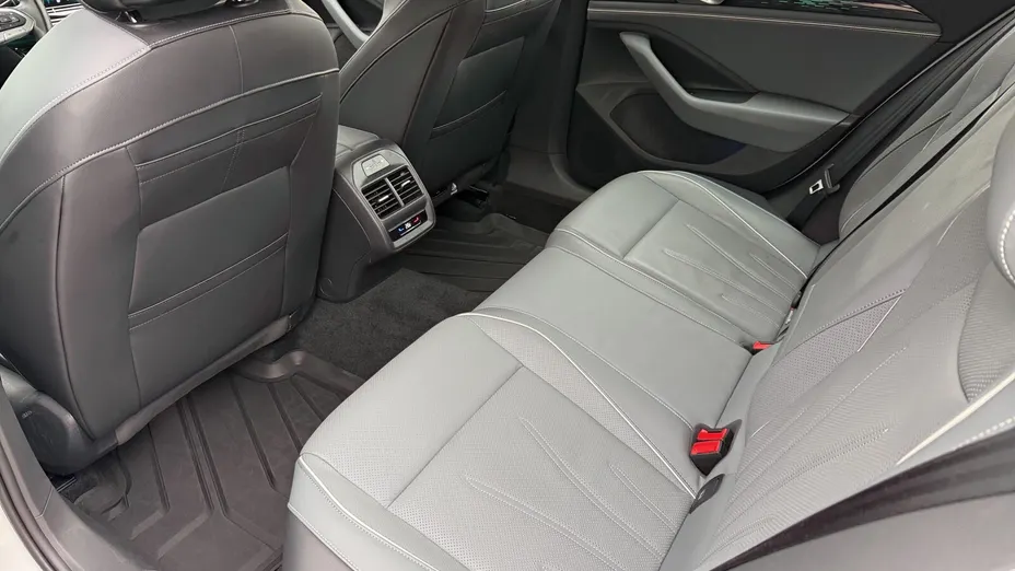 VOLKSWAGEN Passat Passat 2.0 TDI SCR Elegance DSG