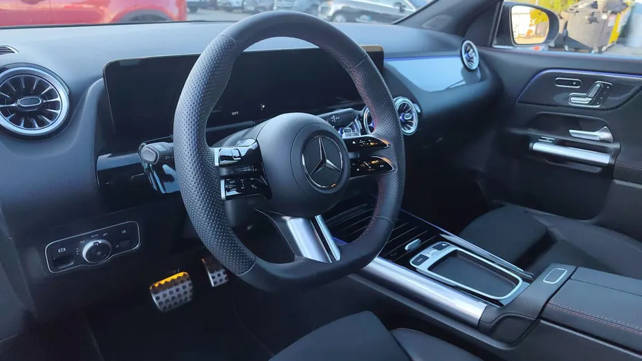 MERCEDES-BENZ GLA GLA 200 mHEV AMG Line 7G-DCT