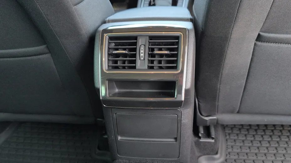 SKODA Superb Superb 2.0 TDI SCR Ambition DSG