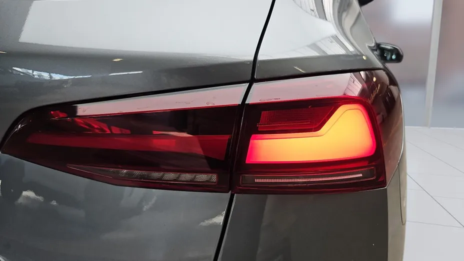 BMW Seria 2 218i aut