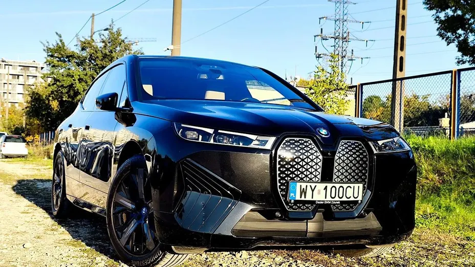 BMW iX iX xDrive50 111.5kWh Signature