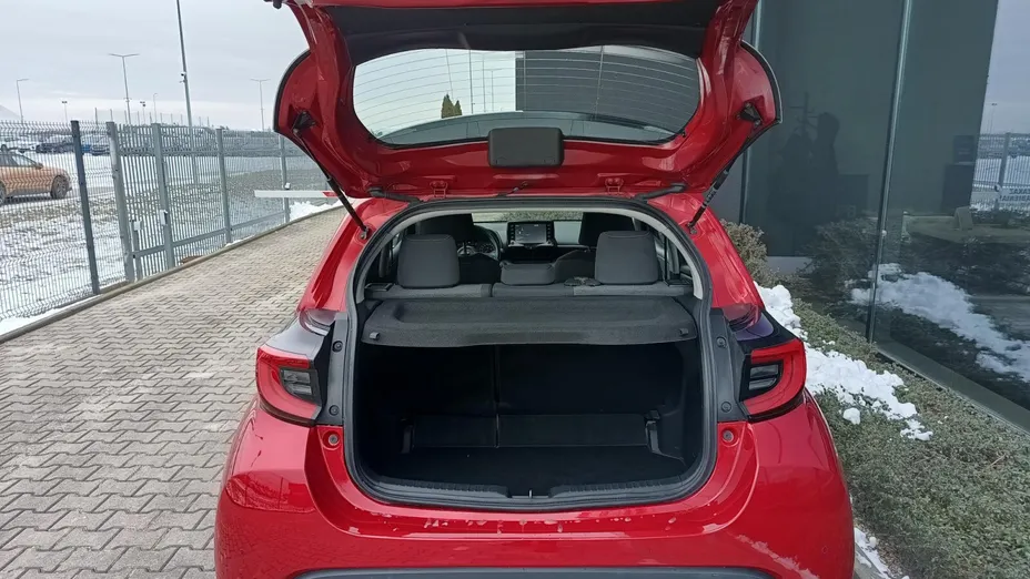 TOYOTA Yaris Yaris Hybrid 1.5 Comfort