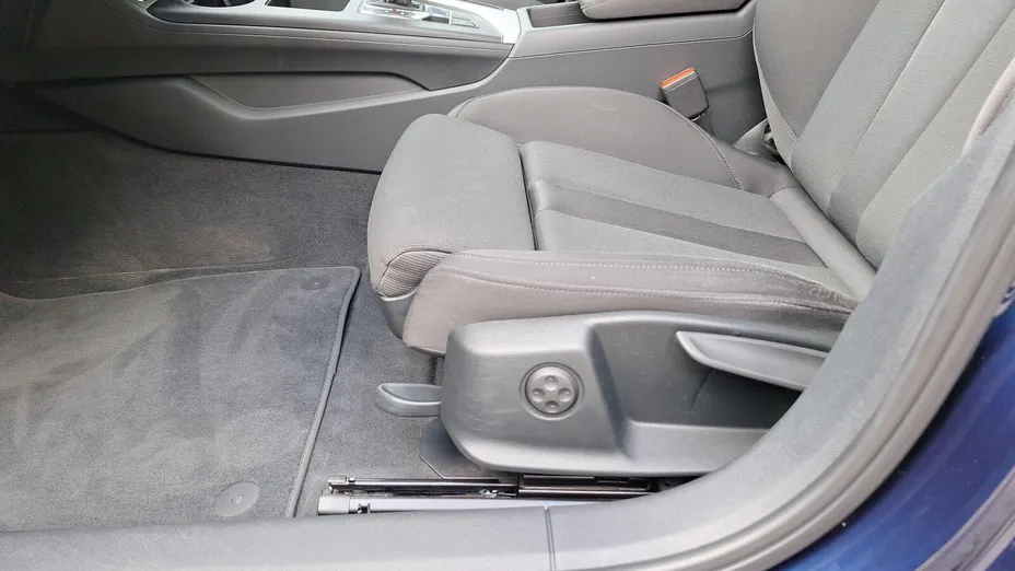 AUDI A4 Avant -