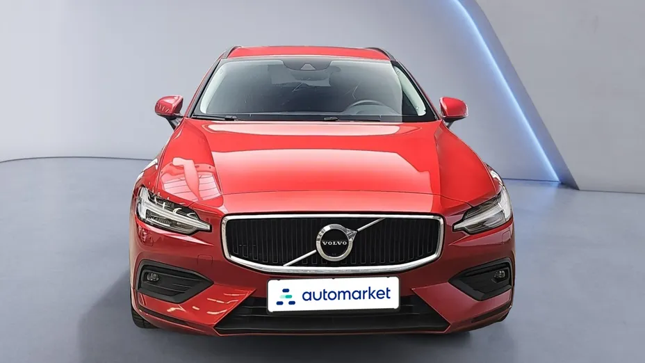 VOLVO V60 V60 B3 B Momentum aut