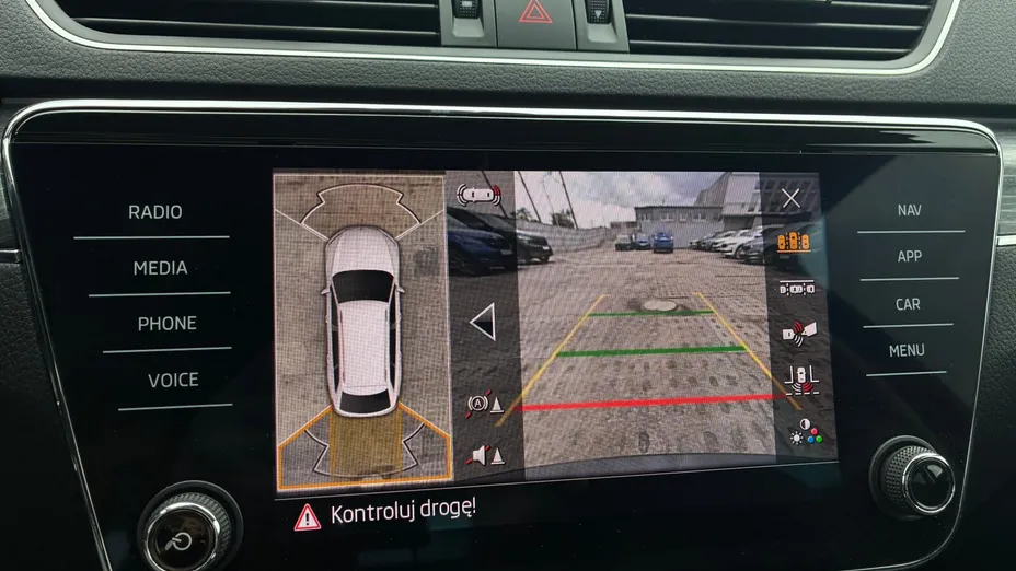 SKODA Superb Superb 2.0 TDI SCR Style DSG