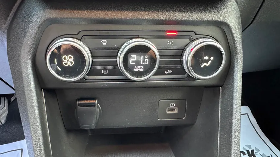 DACIA Sandero Sandero 1.5 Blue dCi Connected by Orange S&S