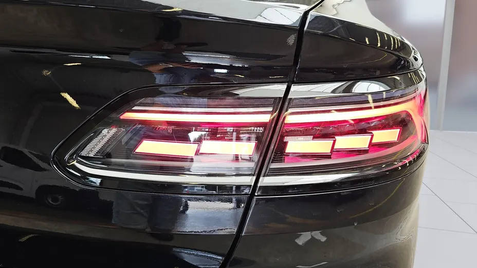 VOLKSWAGEN Arteon Arteon 2.0 TSI Elegance DSG