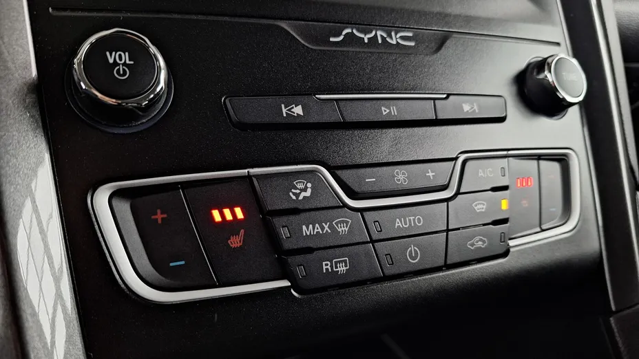 FORD Mondeo Mondeo 2.0 Hybrid Trend