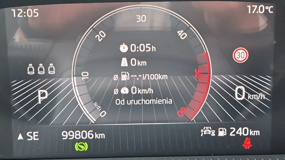 SKODA Karoq -