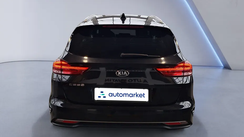 KIA Cee'd Ceed 1.4 T-GDI L Business Line DCT