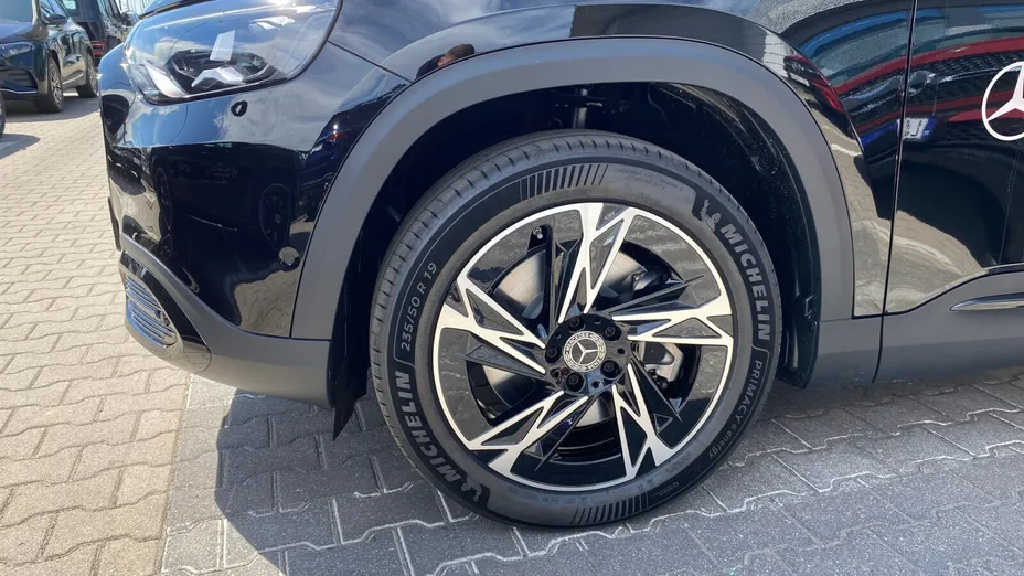 MERCEDES-BENZ GLB GLB 250+ EQ 85kWh