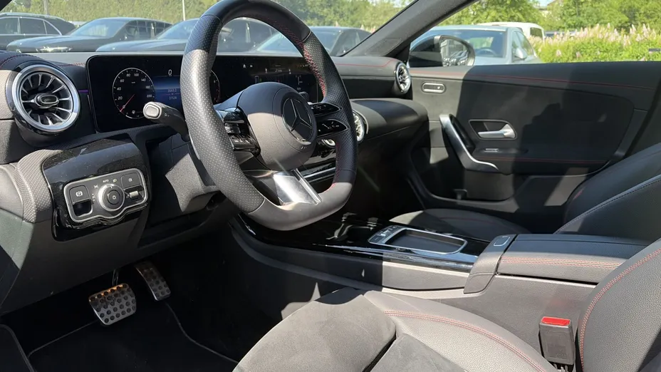 MERCEDES-BENZ CLA CLA 200 mHEV AMG Line 7G-DCT