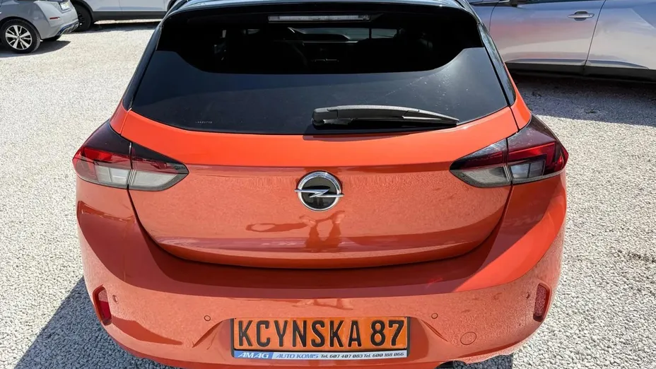 OPEL Corsa -