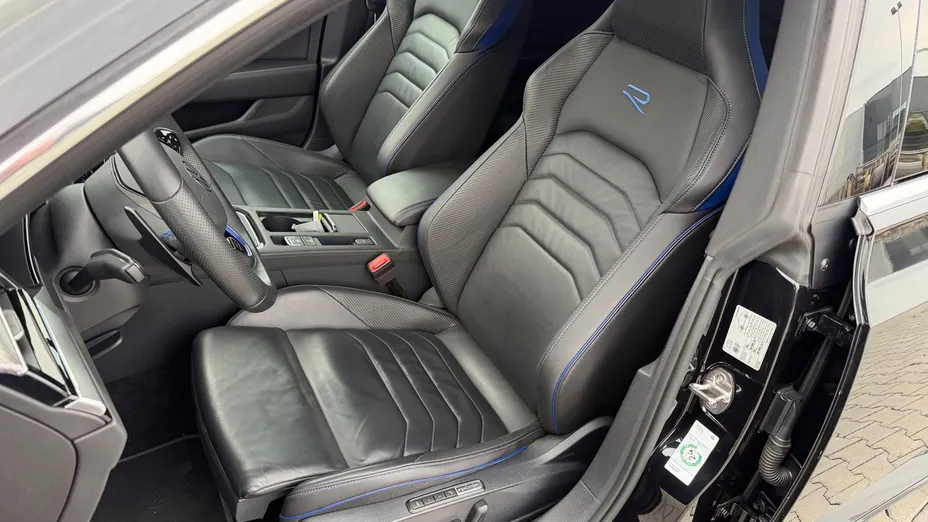 VOLKSWAGEN Arteon Arteon 2.0 TSI 4Motion R DSG