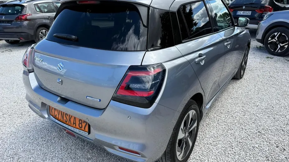 SUZUKI Swift -