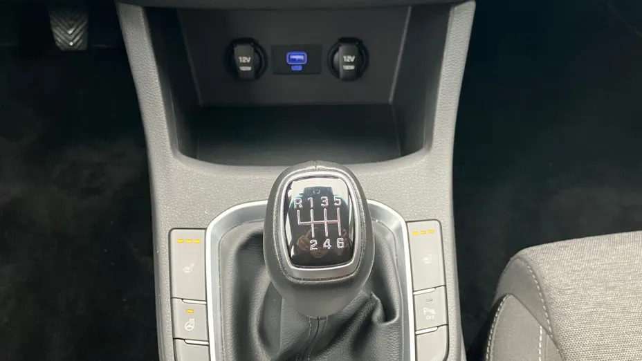 HYUNDAI i30 i30 1.0 T-GDI Smart