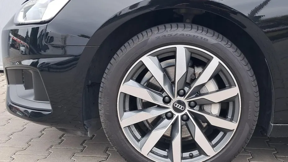 AUDI A4 A4 40 TFSI mHEV S tronic