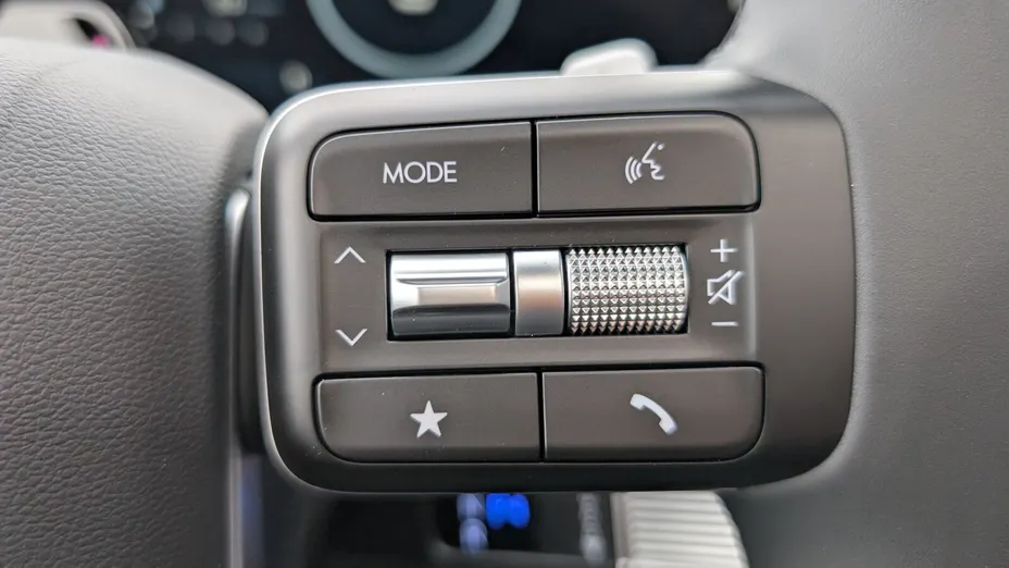 HYUNDAI Santa Fe Santa Fe 1.6 T-GDI HEV Platinum 4WD aut 7os. Nowy