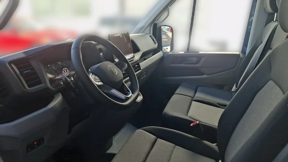 VOLKSWAGEN Crafter Crafter 35 BiTDI 4Motion (13,6m3) aut Nowy