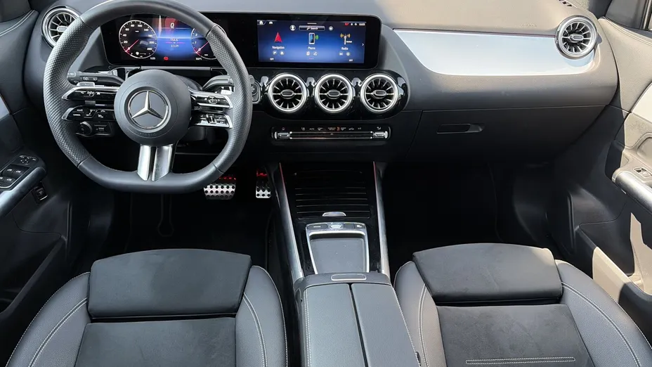 MERCEDES-BENZ GLA GLA 200 mHEV AMG Line 7G-DCT
