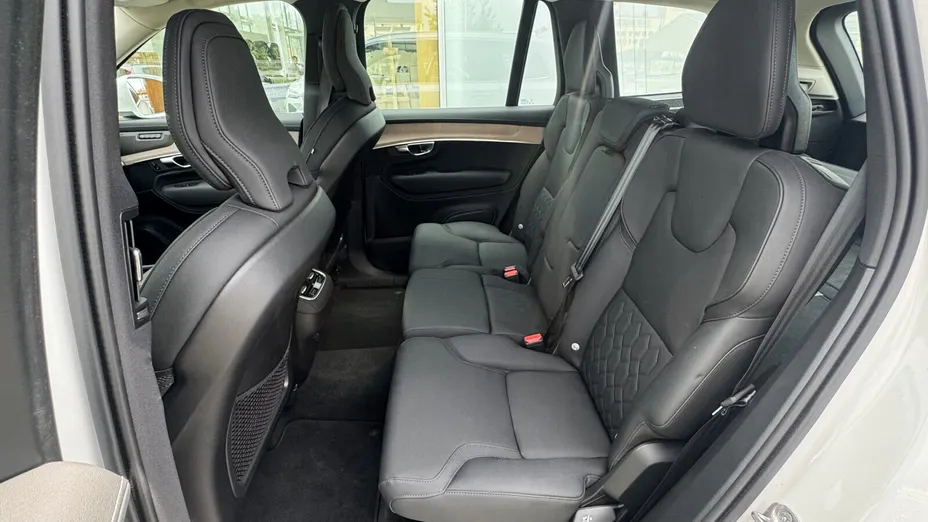 VOLVO XC90 XC90 B5 B AWD Plus Bright 7os aut