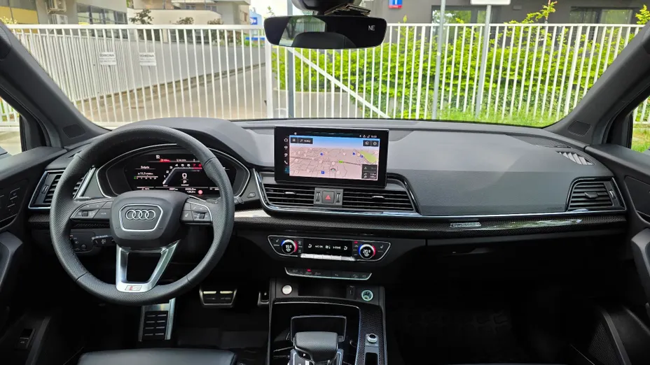 AUDI SQ5 -