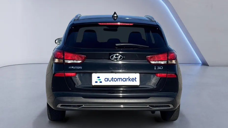 HYUNDAI i30 i30 1.0 T-GDI Smart DCT