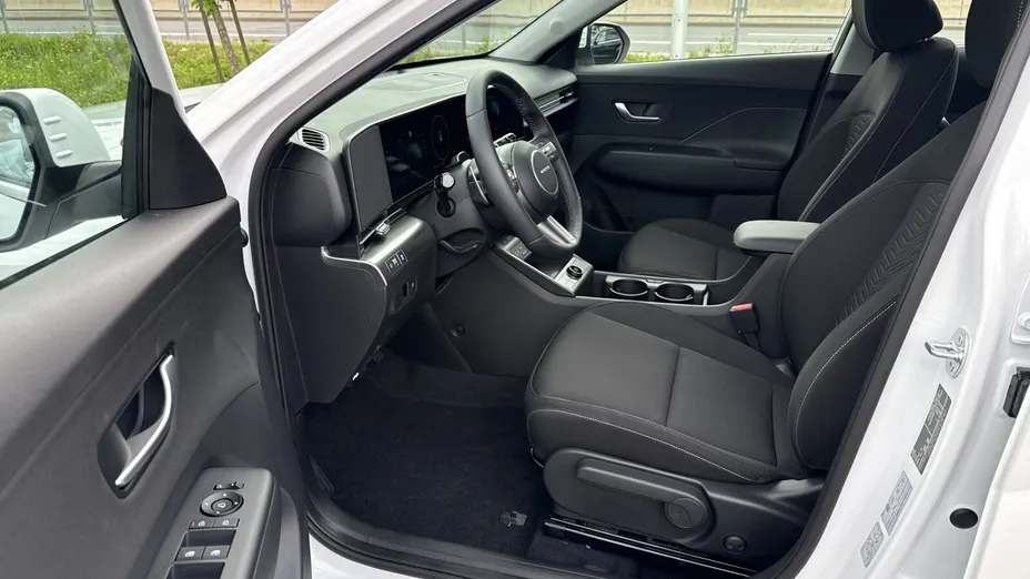 HYUNDAI Kona Kona Electric 65kWh Smart Nowy