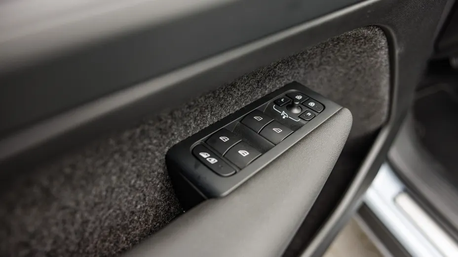 VOLVO C40 C40 Recharge Twin AWD Plus Nowy